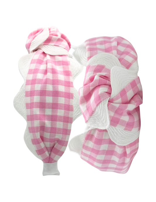 Pink Gingham with Large White Scallop
