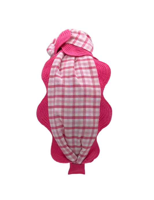 Jumbo Pink Scallop on Pink Gingham