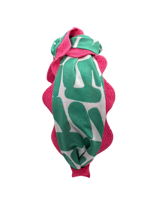 Kelly Green Dash with Large Bright Pink Piping