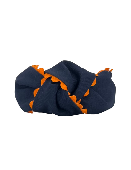 Orange Scallop on Navy